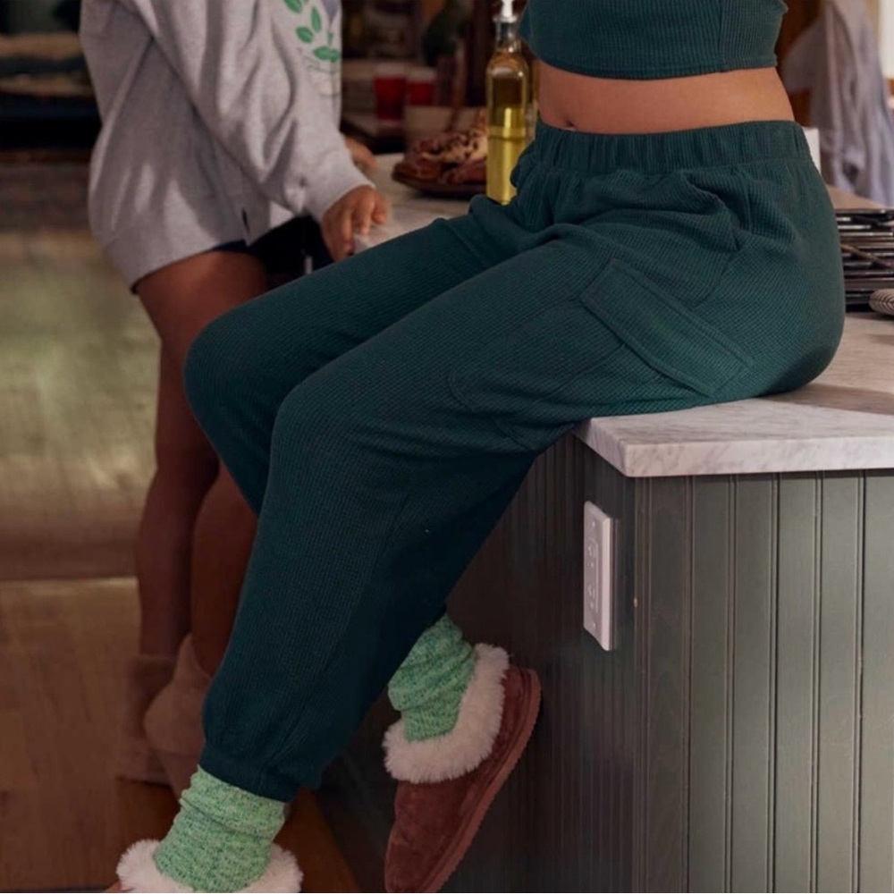 Aerie Traveler waffle Cargo Green Waffle-Knit Lounge cargo pants
